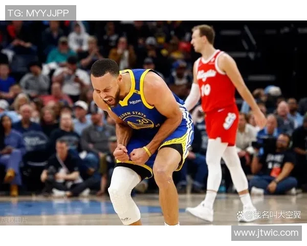 2017年4月14日勇士与灰熊激战回顾:精彩瞬间与关键时刻分析 2017年4月14日勇士与灰熊激战回顾:精彩瞬间与关键时刻分析